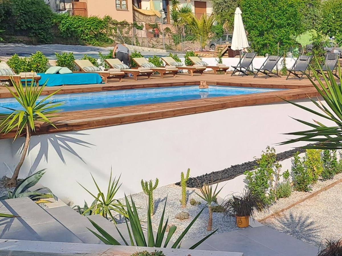 Beach Hotel Kapahi Pefkari Exterior foto