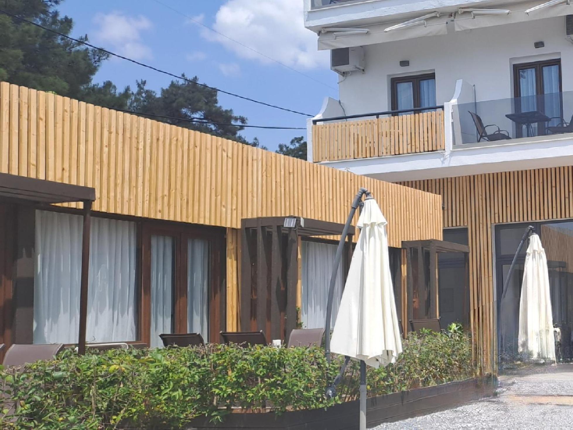 Beach Hotel Kapahi Pefkari Quarto foto